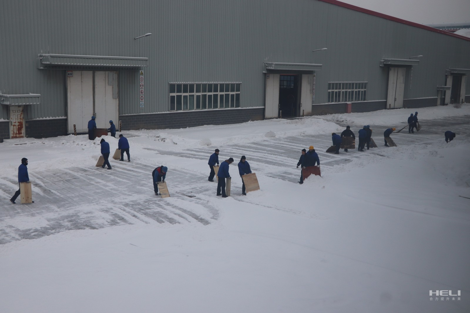 4-3 担任作为，迅速投身战寒斗雪.jpg